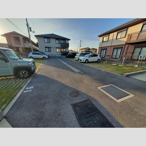 駐車場 (駐車場)