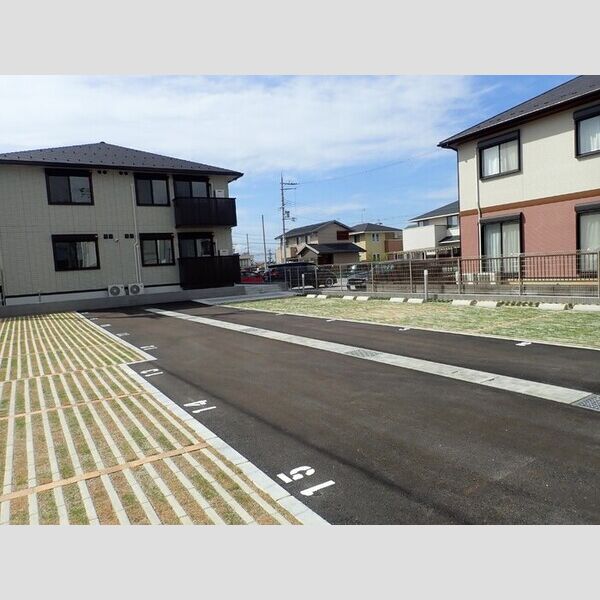 駐車場 (駐車場)