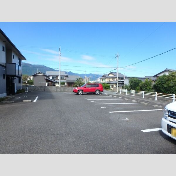 駐車場 (駐車場)