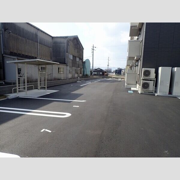 駐車場 (駐車場)