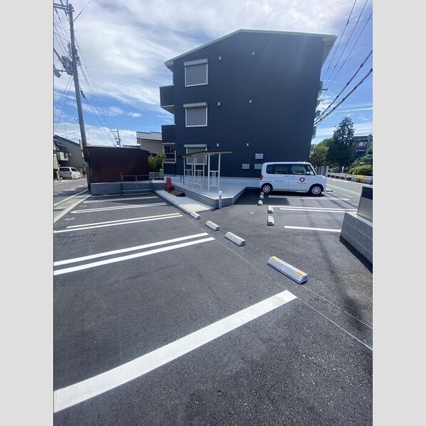 駐車場 (駐車場)