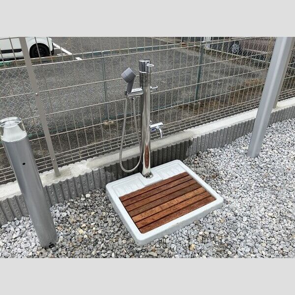 現地周辺 (ペット足洗い場)