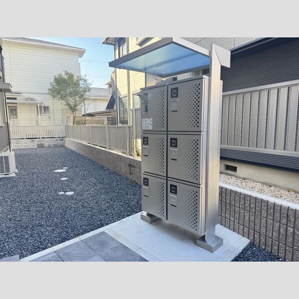 現地周辺 (宅配ボックス)