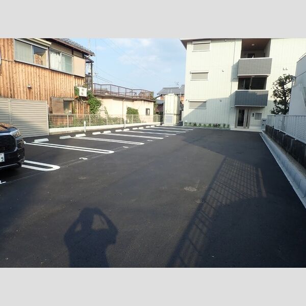 駐車場 (駐車場)