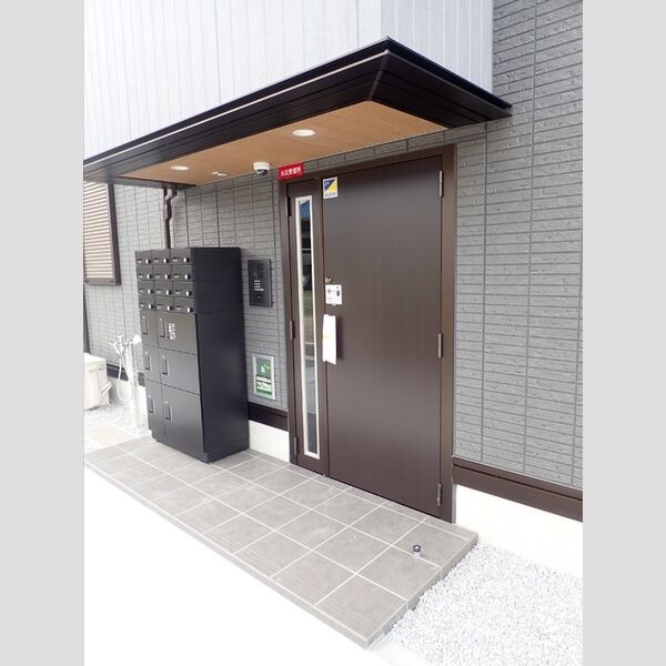 エントランス (共用玄関(オートロックあり))