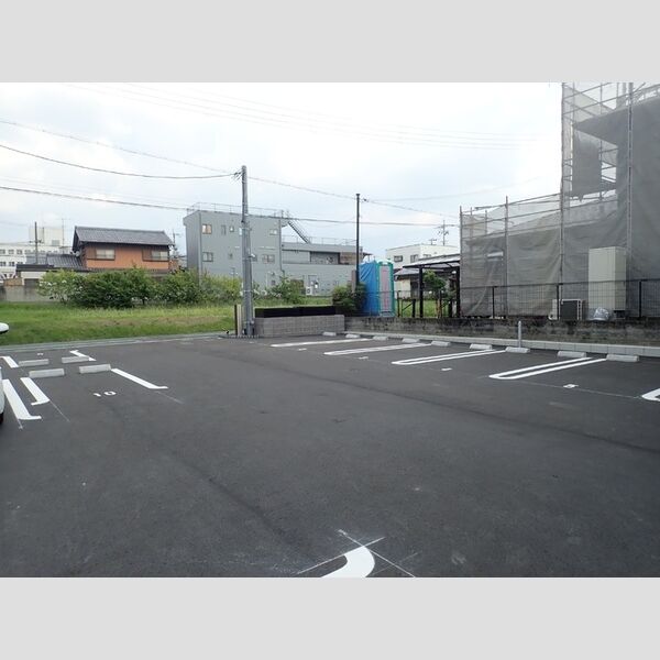 駐車場 (駐車場)