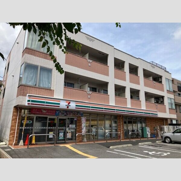 現地周辺 (セブンイレブン守山市民病院前店)