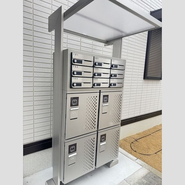 現地周辺 (ポスト、宅配ボックス)