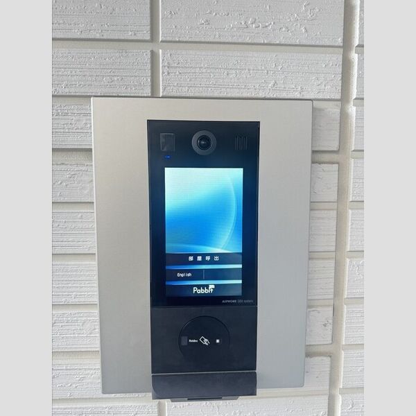 エントランス (オートロック付きエントランス)