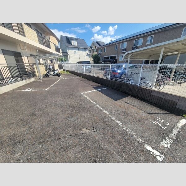 駐車場 (駐車場)