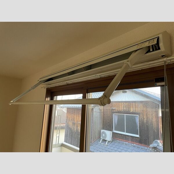 その他設備 (室内物干し)