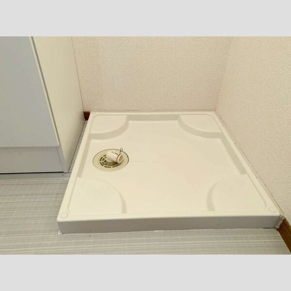 その他 (室内洗濯機置き場)