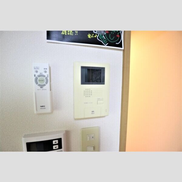 その他設備 (TVインターホン)