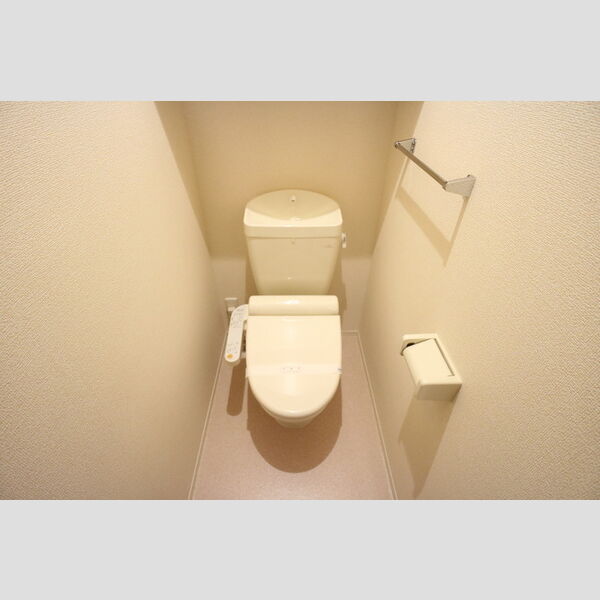 トイレ (温水洗浄暖房便座)