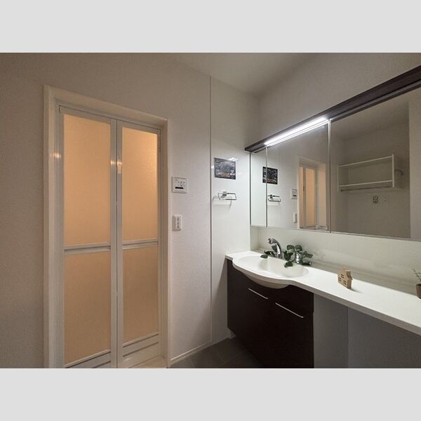 洗面所 (洗面所)