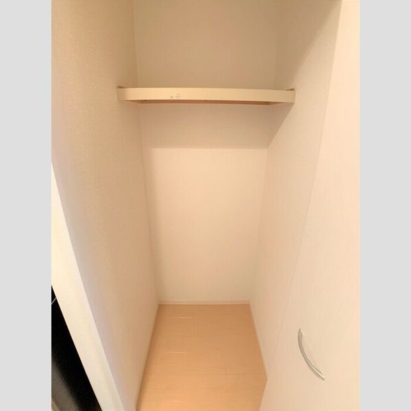 収納 (物置)