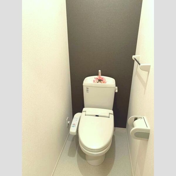 トイレ (温水洗浄便座)