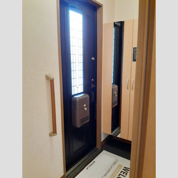 玄関 (玄関)