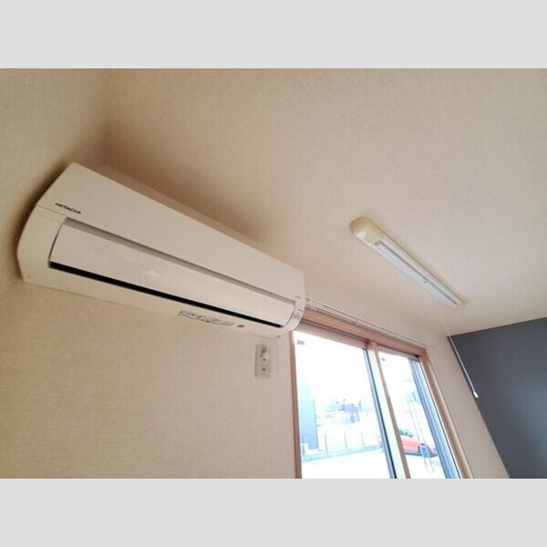 その他 (エアコン、室内物干し)