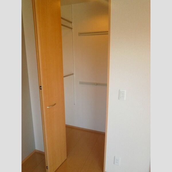 収納 (クローゼット)