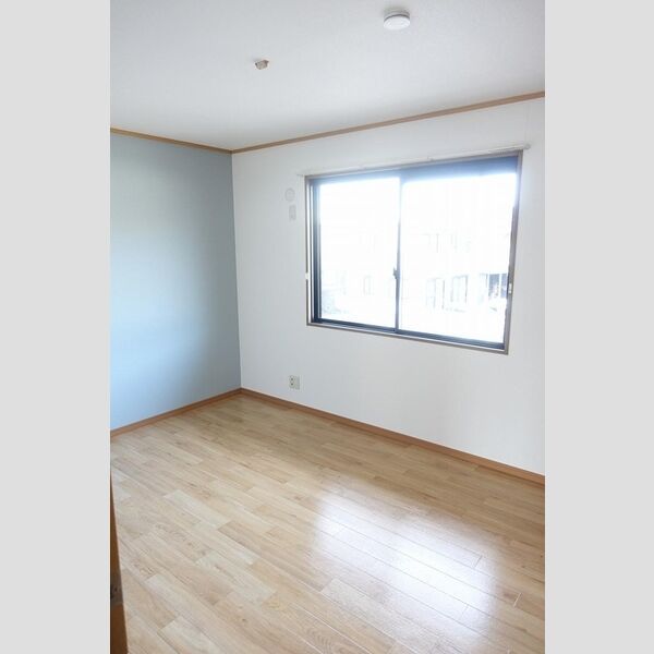 その他 (洋室・アクセントクロス)