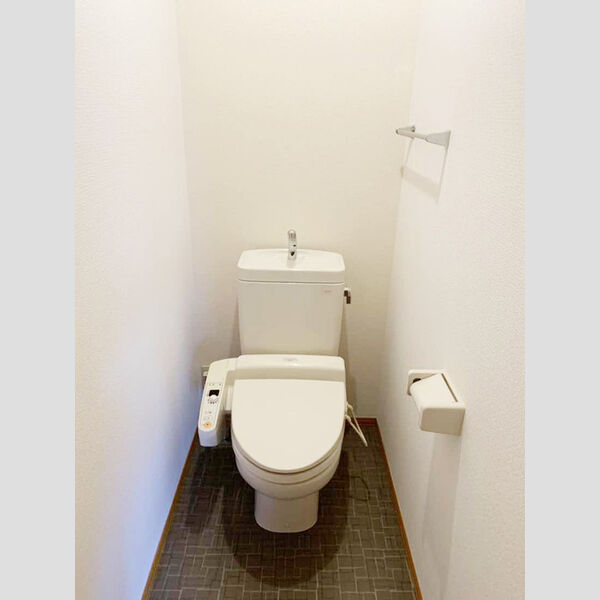 トイレ (温水洗浄便座)