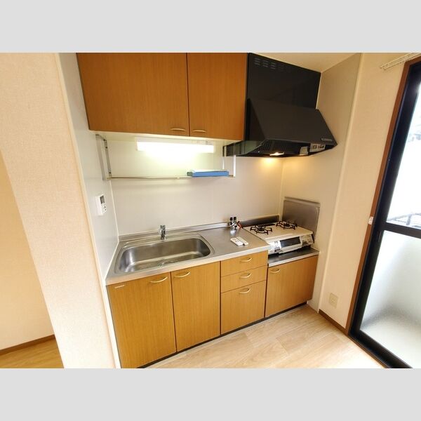 キッチン (キッチン)