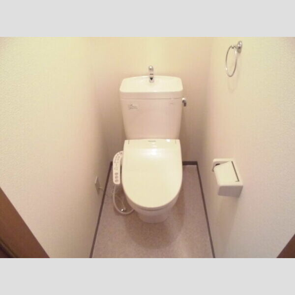 トイレ (温水洗浄暖房便座トイレ)