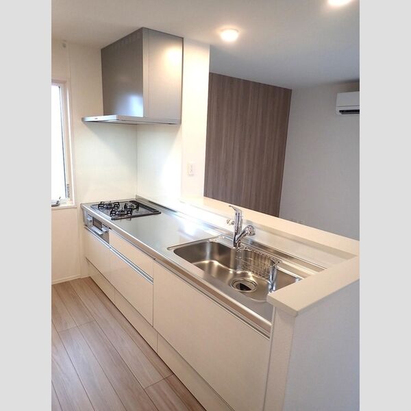 キッチン (システムキッチン)