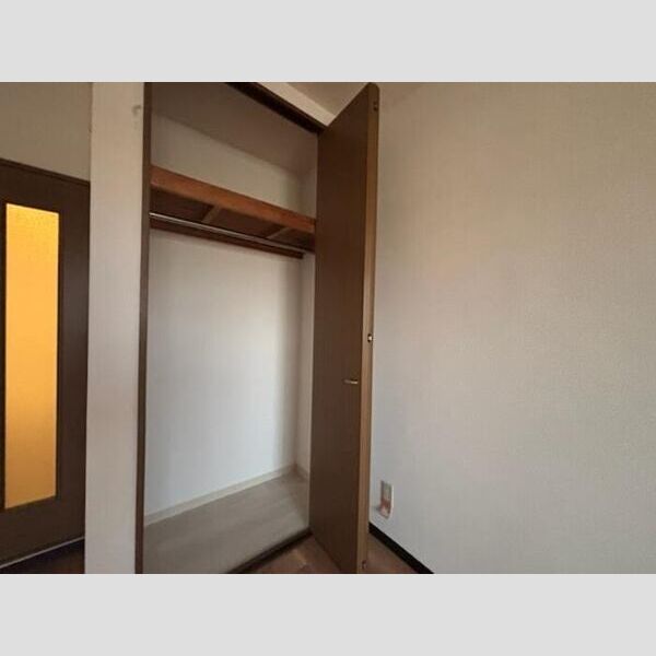 収納 (クローゼット)