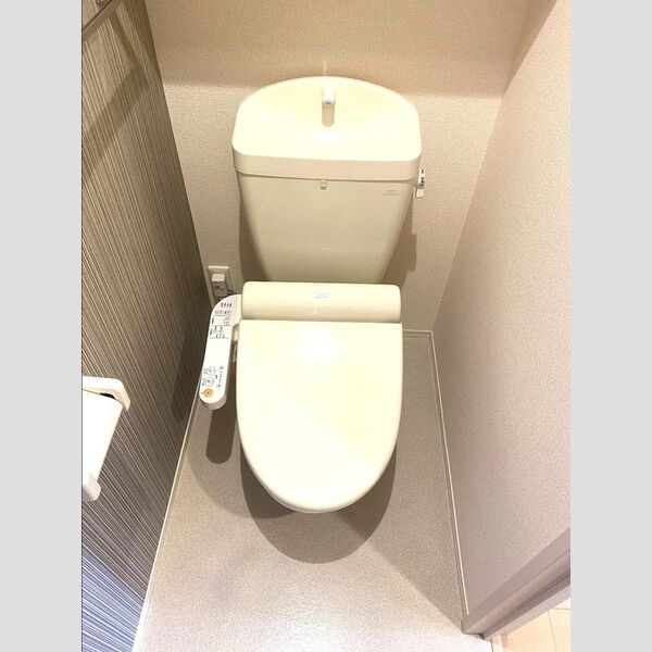 トイレ (温水洗浄便座)