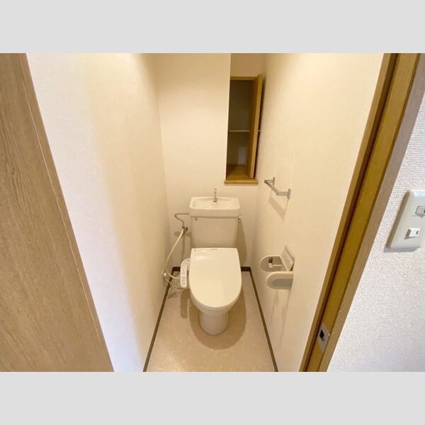 トイレ (温水洗浄便座)