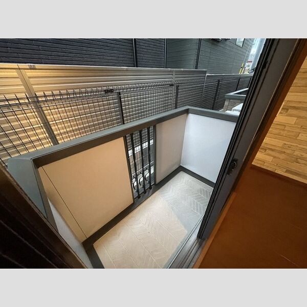 バルコニー・ベランダ (バルコニー)