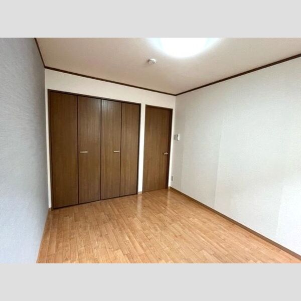 その他 (洋室)