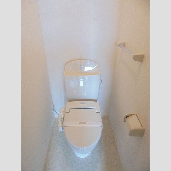 トイレ (温水洗浄暖房便座)