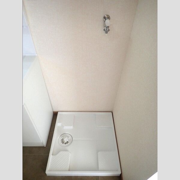 その他 (洗濯機置き場)