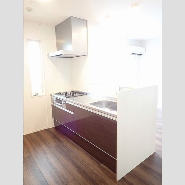 キッチン (キッチン(3口コンログリル付き))