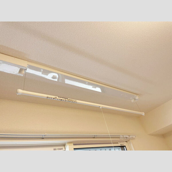 その他 (室内物干し)