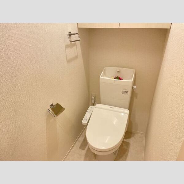 トイレ (温水洗浄便座)