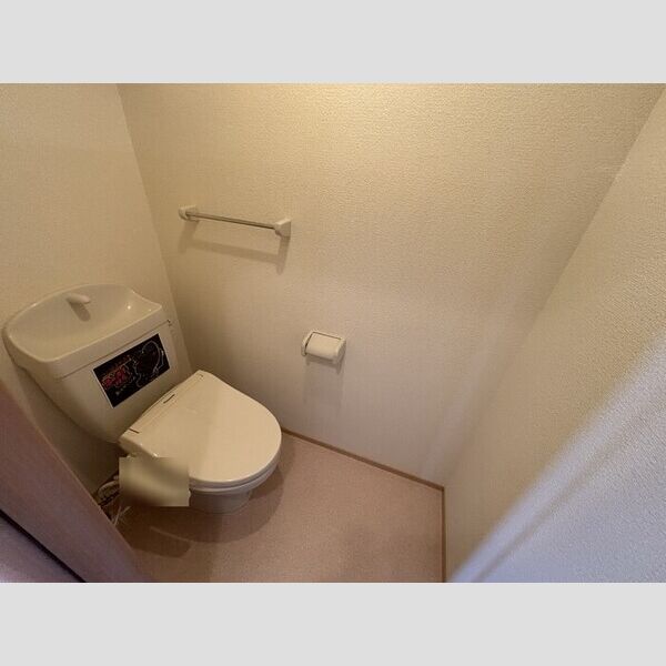 トイレ (トイレ)