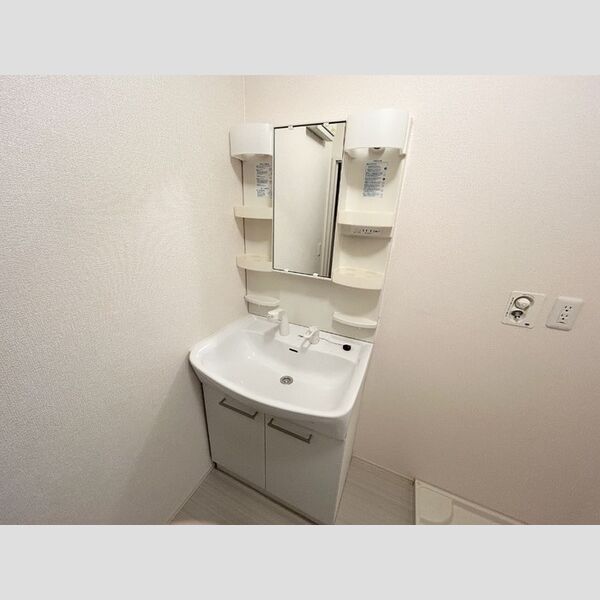 洗面所 (洗髪洗面化粧台)