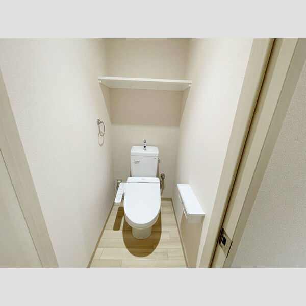 トイレ (温水洗浄便座)