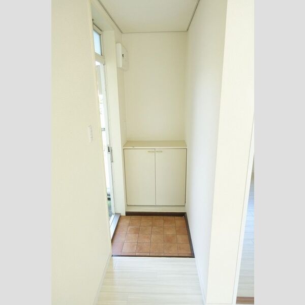 玄関 (玄関シューズボックス)