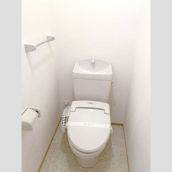 トイレ (温水洗浄便座)