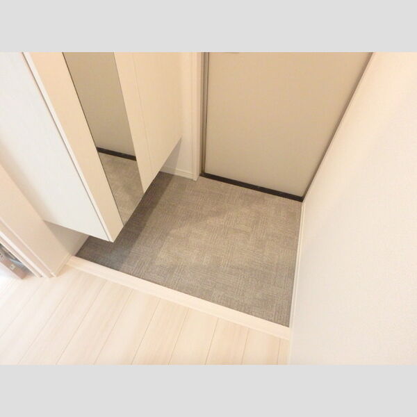 玄関 (玄関)