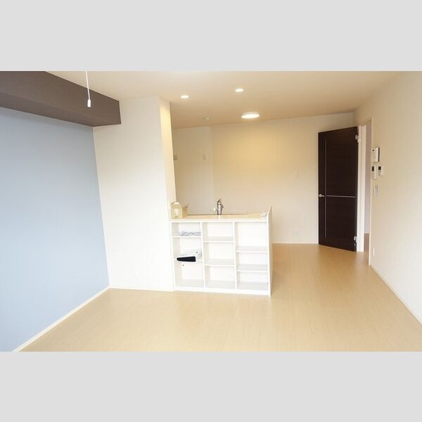 居室・リビング (リビング～カウンターキッチン)