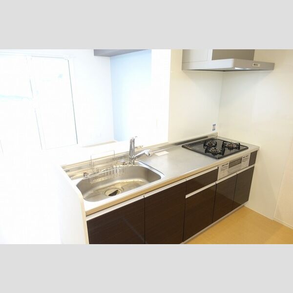 キッチン (3口ガスコンロシステムキッチン)
