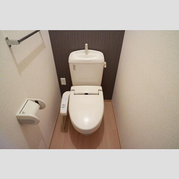 トイレ (温水洗浄暖房便座)