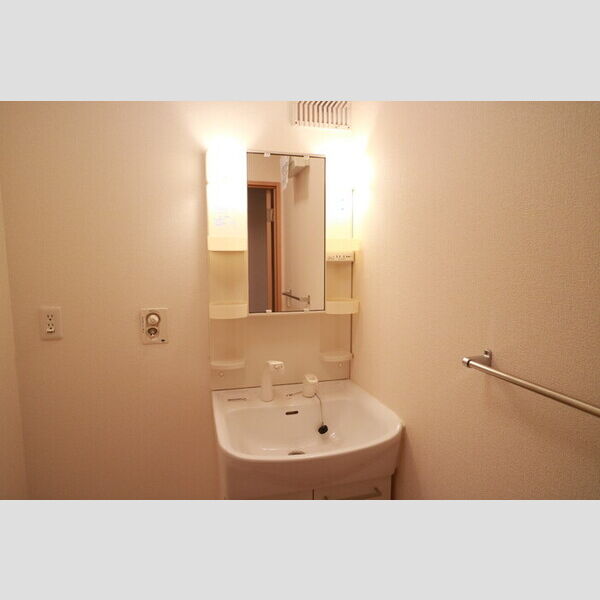 洗面所 (洗髪洗面化粧台)