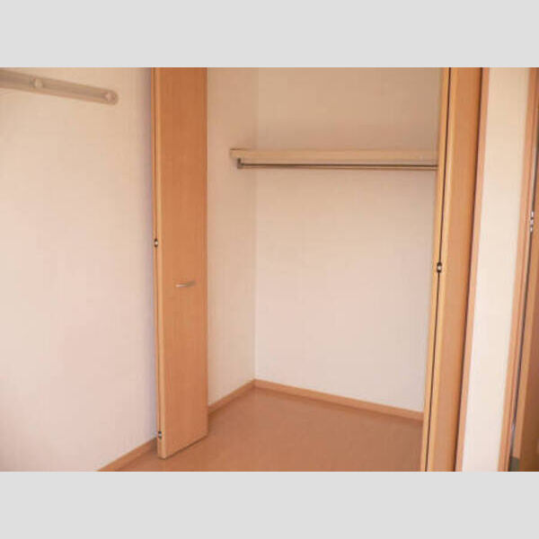 収納 (クローゼット)